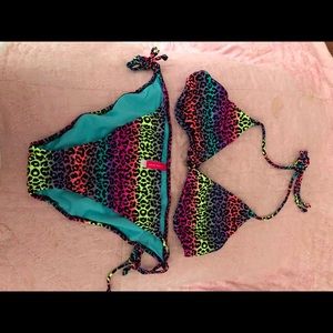 Victoria’s Secret string bikini